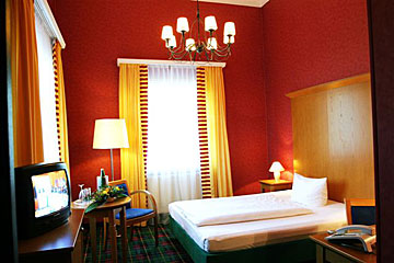 Gruenau Hotel Berlin Zimmer