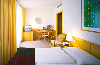 K+K Hotel am Harras Munich room